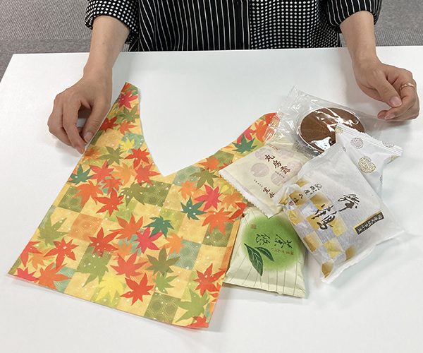 ラッピング　秋　紅葉　観光　みやげ　和菓子　洋菓子　敬老の日