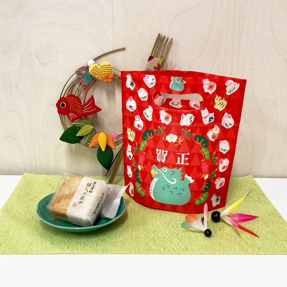 またまた新商品！お正月ラッピング　辰柄バッグ