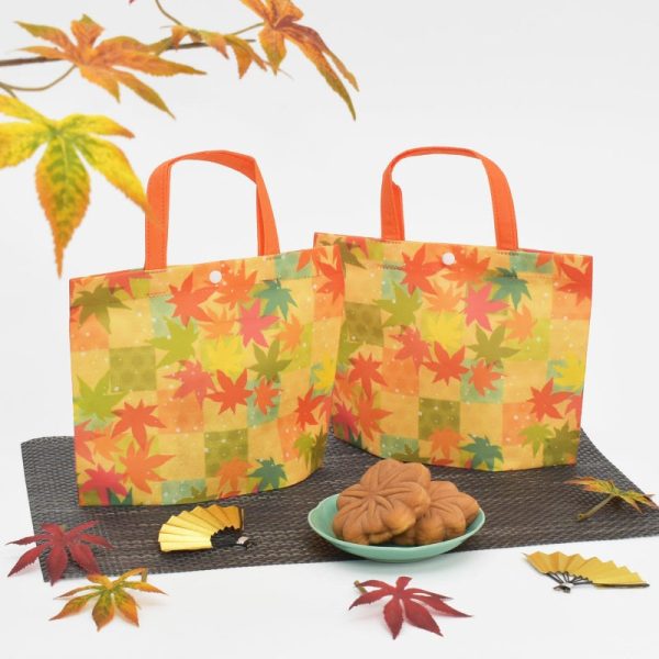 Mini tote wrapping bag with ichimatsu check pattern and autumn maple leaves